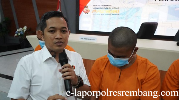 Membongkar Sindikat Pemalsuan KTP